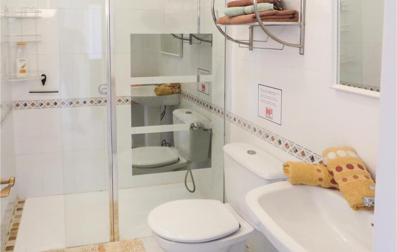 Amazing Apartment In Torrevieja With Kitchen ภายนอก รูปภาพ
